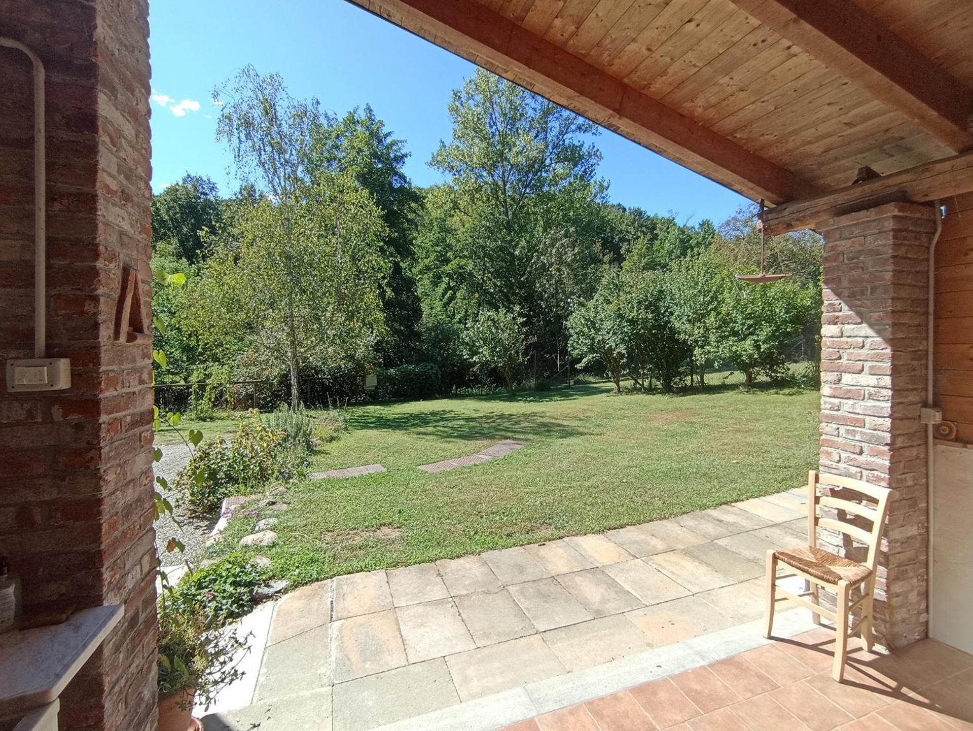 I Suoni Del Bosco Hotel Casalborgone Exterior photo